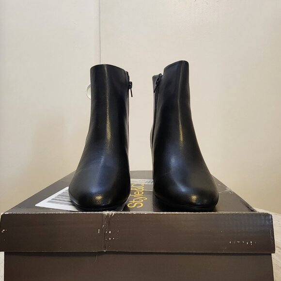 Style Co Womens Brookss Flare Booties Black Sm from Macy's - c015 - Picture 2 of 7